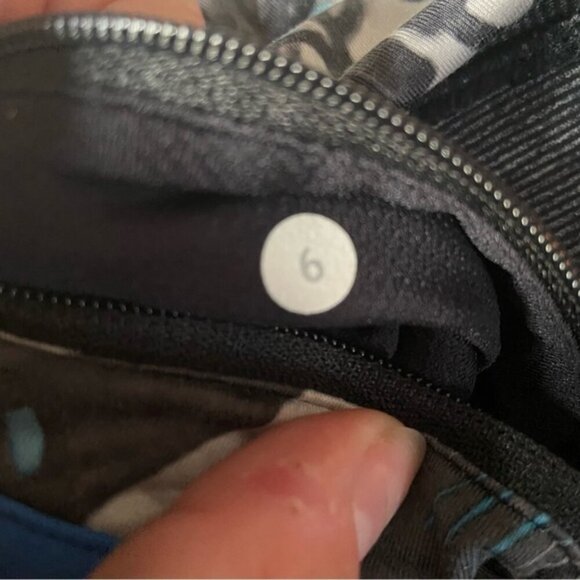 Lululemon Pace Rival CropWee Stripe Exploded So Fly Butterfly Angel Wing Black - Picture 13 of 14